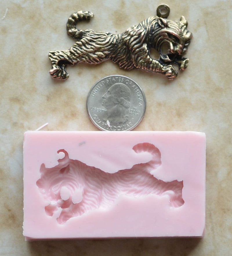 Lion Silicone Mold, Animal Silicone Mold, Resin, Clay, Epoxy, food grade, Chocolate molds, Resin, Clay, dogs, cats, fish, birds  A256