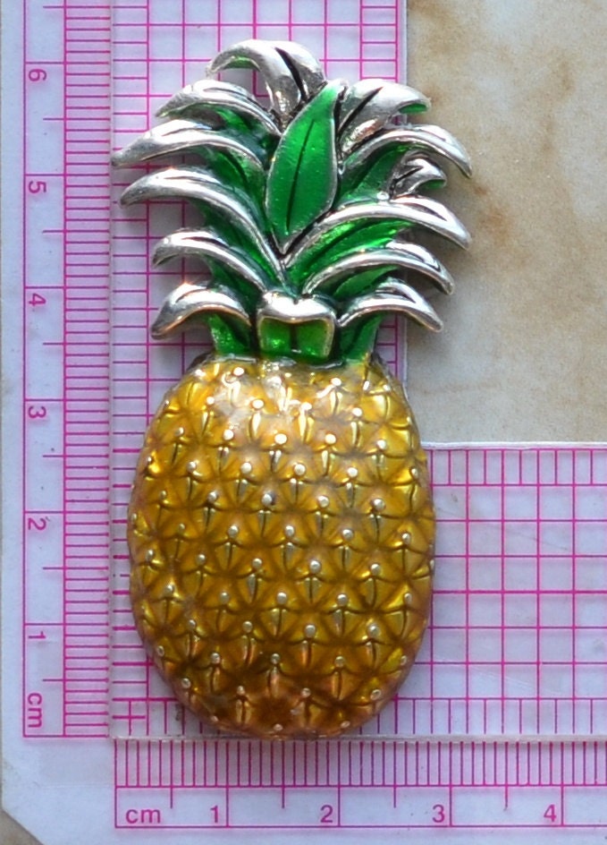 Pineapple Silicone Mold, Vegetation, Flowers, Animal, Crafts, Jewelry, Scrapbooking, Resin, Polymer Clay G229-40