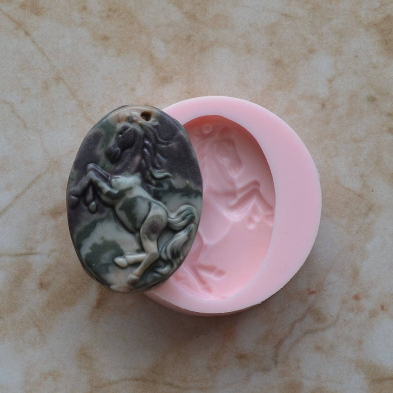 Horse Silicone Mold, Horse Silicone Mold, Horse, Stallion, Resin mold, Sire, Foal, Epoxy molds, Mare, Gelding, food grade, Chocolate A370