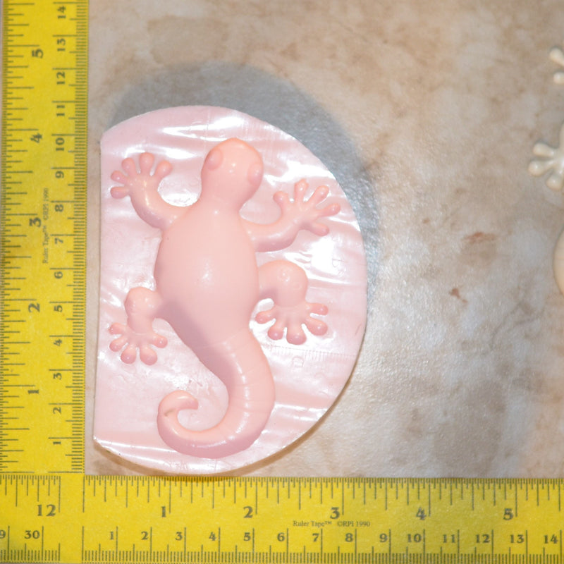 Gecko Lizard Silicone Mold, Animal Silicone Mold, Resin, Clay, Epoxy, food grade, Chocolate molds, Resin, Clay, dogs, cats, fish, A404