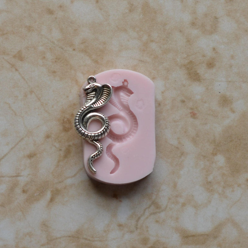 Snake Silicone Mold, Molds, Cake, Candy, Clay, Animal, Cooking, Jewelry, Farm, Chocolate, Cookies A408-20