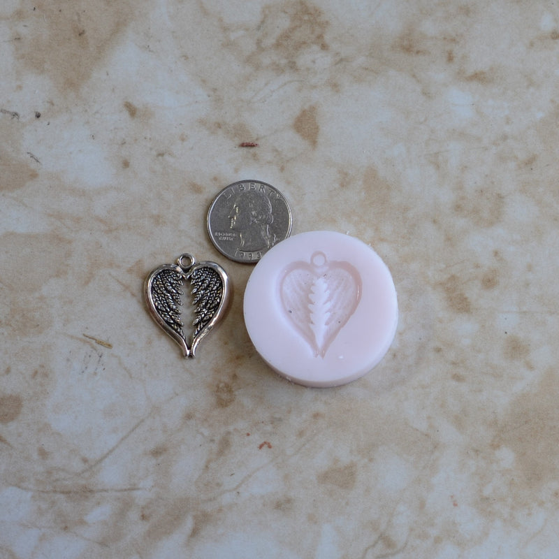 Wings and heart Flexible Silicone Mold, Jesus Silicone Mold, Christ, Religion, Crucifix, God, Resin, Clay, Epoxy Religious, Chocolate R145