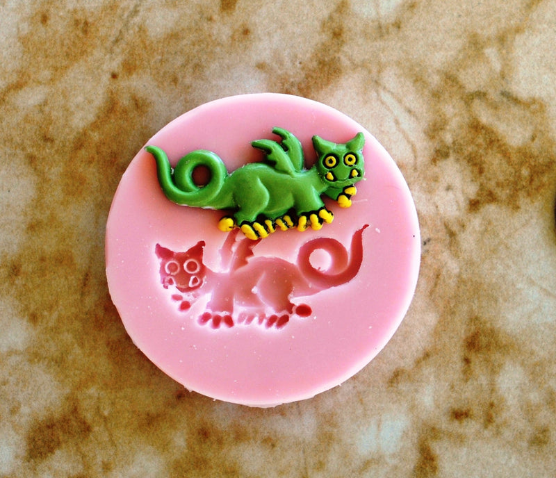 Gremlin Silicone Mold, Molds, Halloween, Monster, Dragon, Jewelry, Pendant, Necklace, hung on a chain, Charms, design, earrings, G146